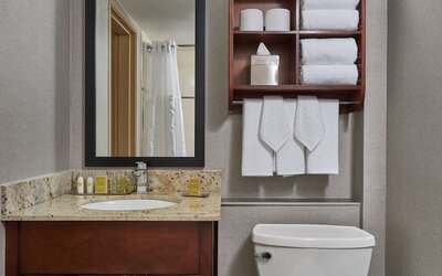 DoubleTree by Hilton Raleigh Crabtree Valley