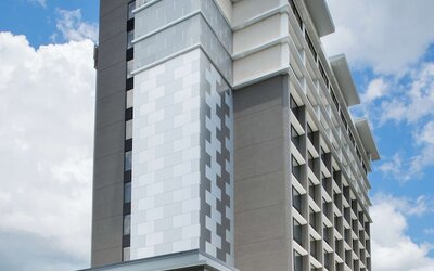 DoubleTree by Hilton Raleigh Crabtree Valley