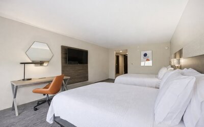 Holiday Inn Express And Suites Raleigh West Lenovo Center by IHG