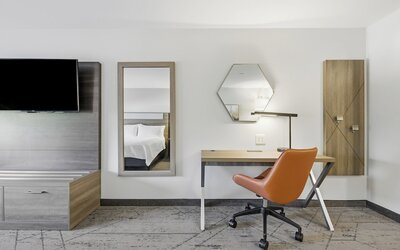 Holiday Inn Express And Suites Raleigh West Lenovo Center by IHG