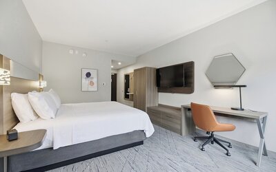 Holiday Inn Express And Suites Raleigh West Lenovo Center by IHG