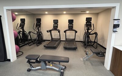 Holiday Inn Express And Suites Raleigh West Lenovo Center by IHG