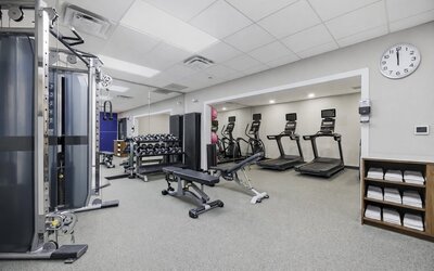 Holiday Inn Express And Suites Raleigh West Lenovo Center by IHG