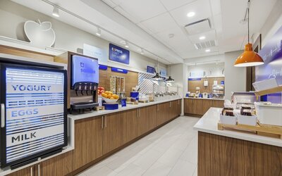 Holiday Inn Express And Suites Raleigh West Lenovo Center by IHG