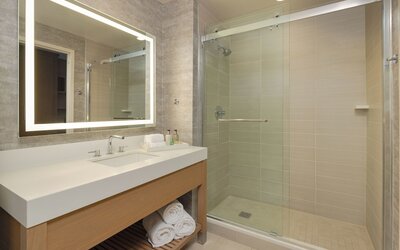 JB Duke Hotel