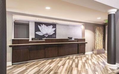 La Quinta Inn & Suites by Wyndham Univ Area Chapel Hill