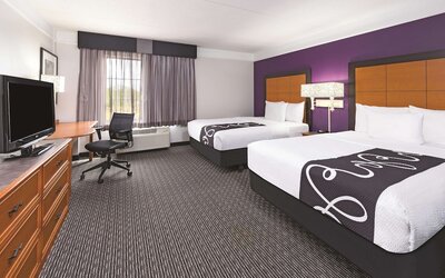 La Quinta Inn & Suites by Wyndham Univ Area Chapel Hill