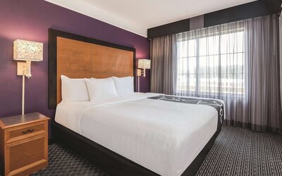 La Quinta Inn & Suites by Wyndham Univ Area Chapel Hill