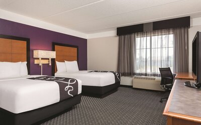 La Quinta Inn & Suites by Wyndham Univ Area Chapel Hill