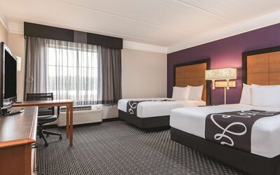 La Quinta Inn & Suites by Wyndham Univ Area Chapel Hill