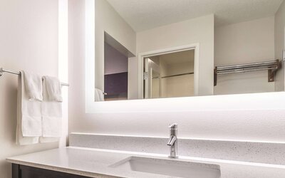 La Quinta Inn & Suites by Wyndham Univ Area Chapel Hill