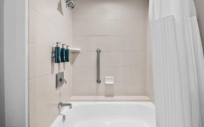 DoubleTree Suites by Hilton Raleigh - Durham