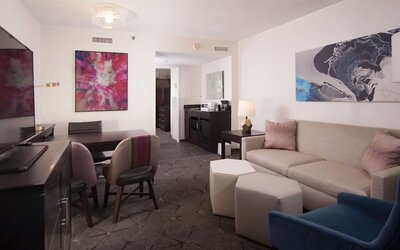 Embassy Suites by Hilton Raleigh Crabtree