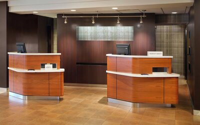 Courtyard by Marriott Raleigh/Cary