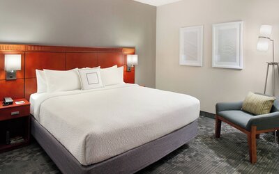 Courtyard by Marriott Raleigh/Cary