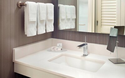 Courtyard by Marriott Raleigh/Cary