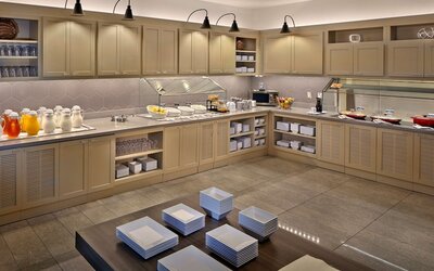 Hyatt Place Chapel Hill / Southern Village