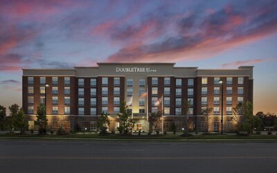 DoubleTree by Hilton Raleigh - Cary