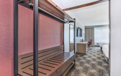 DoubleTree by Hilton Raleigh - Cary