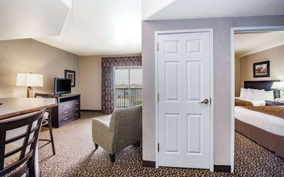 Standard Room, 1 King Bed
