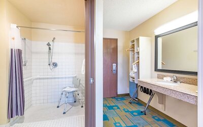 La Quinta Inn & Suites by Wyndham El Paso East