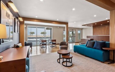 Everhome Suites El Paso Airport Near Fort Bliss by Choice Hotels