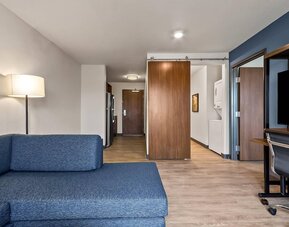 Everhome Suites El Paso Airport Near Fort Bliss by Choice Hotels