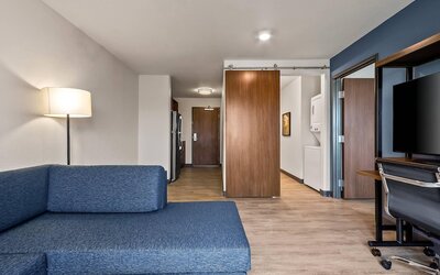 Everhome Suites El Paso Airport Near Fort Bliss by Choice Hotels