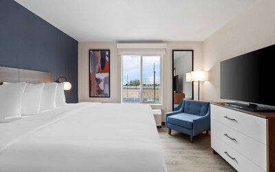 Everhome Suites El Paso Airport Near Fort Bliss by Choice Hotels