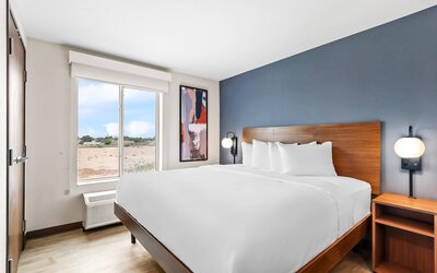 Everhome Suites El Paso Airport Near Fort Bliss by Choice Hotels
