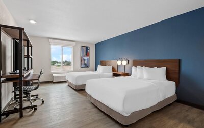 Everhome Suites El Paso Airport Near Fort Bliss by Choice Hotels
