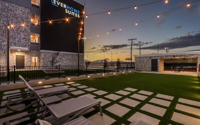 Everhome Suites El Paso Airport Near Fort Bliss by Choice Hotels