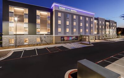 Everhome Suites El Paso Airport Near Fort Bliss by Choice Hotels