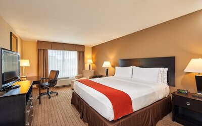 Holiday Inn Express & Suites El Paso Airport Area by IHG