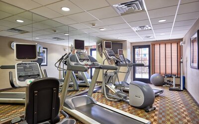 Holiday Inn Express & Suites El Paso Airport Area by IHG