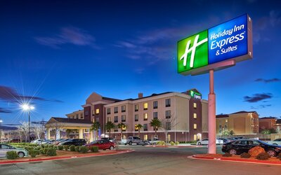 Holiday Inn Express & Suites El Paso Airport Area by IHG