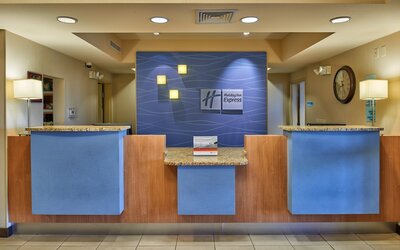 Holiday Inn Express & Suites El Paso Airport Area by IHG
