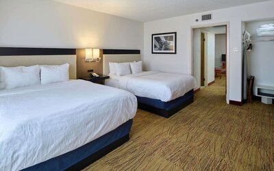 Wyndham El Paso Airport Hotel & Waterpark