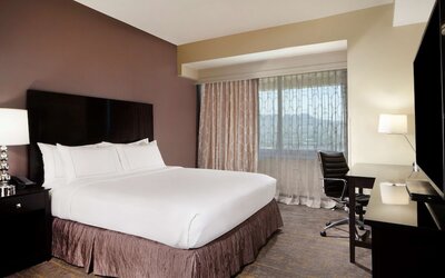 DoubleTree by Hilton El Paso Downtown