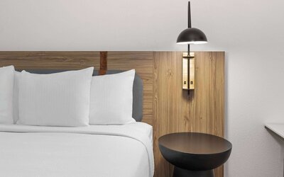 La Quinta Inn & Suites by Wyndham El Paso East Loop-375