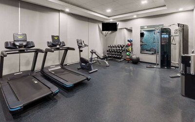 La Quinta Inn & Suites by Wyndham El Paso East Loop-375