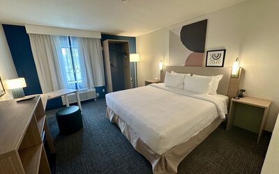 Spark by Hilton Fort Wayne