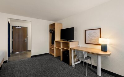 Spark by Hilton Fort Wayne