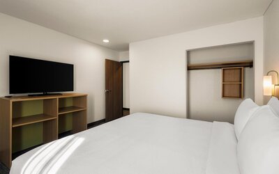 Spark by Hilton Fort Wayne