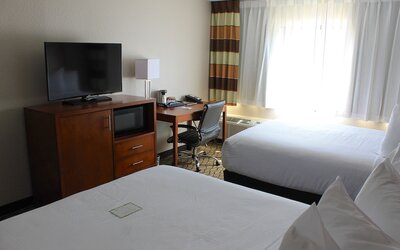Wyndham Garden Fort Wayne
