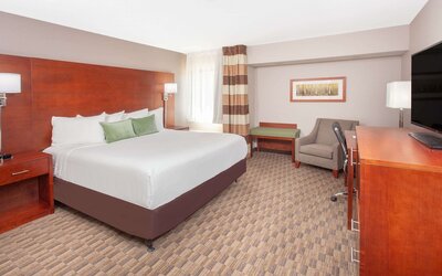 Wyndham Garden Fort Wayne