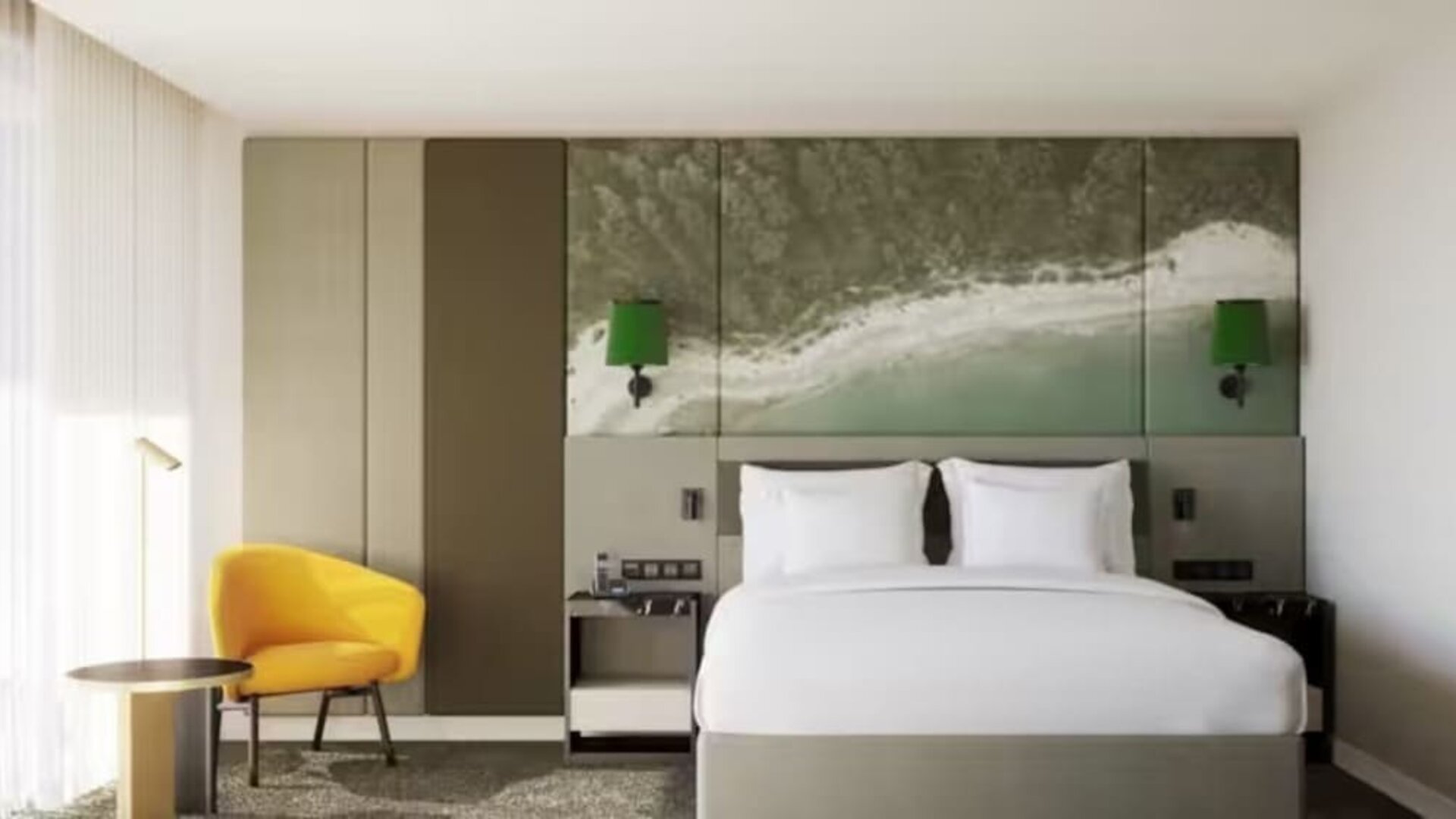 Day use room with natural light at DoubleTree By Hilton Lagoa Azores.