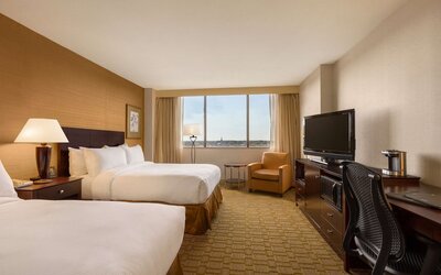 Hilton Fort Wayne at the Grand Wayne Convention Center