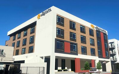 La Quinta Inn & Suites by Wyndham San Jose Airport-Downtown