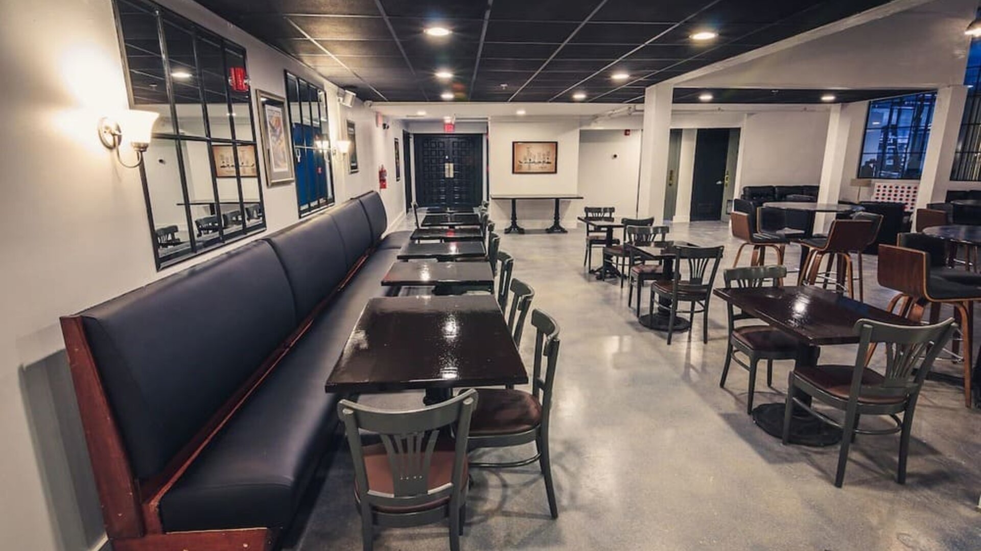 Dining hall at EnVision Hotel Miami International Airport.